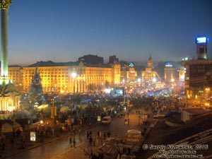 Фото Киева. Площадь Независимости. «Евромайдан» 29 декабря 2013 года, около 16:40.