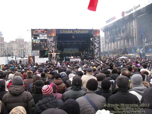 Фото Киева. Площадь Независимости, митинг против интервенции России в Крыму. «Евромайдан» 2 марта 2014 года, около 13:00.