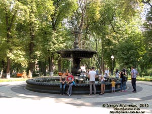 Фото Киева. Мариинской парк. Фонтан.