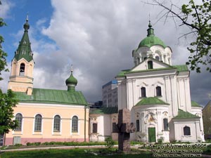 Фото Киева. Церковь святого Николы Набережного, сооружёна в 1772-1775 годах (ул. Почайнинская № 2).