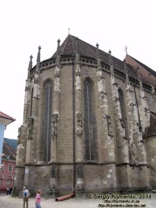Румыния (România), город Брашов (Brașov). Фото. «Чёрная церковь» (Biserica Neagră).