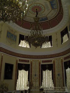 Батурин. Фото. Дворец Кирилла Разумовского. Второй этаж. Античный зал.
