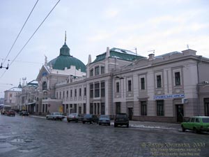 Черновцы. Центральный железнодорожный вокзал (1906-1908).