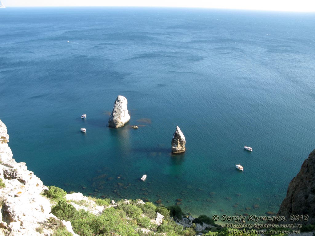 Крым. Фото. Побережье моря возле мыса Фиолент, вид сверху.