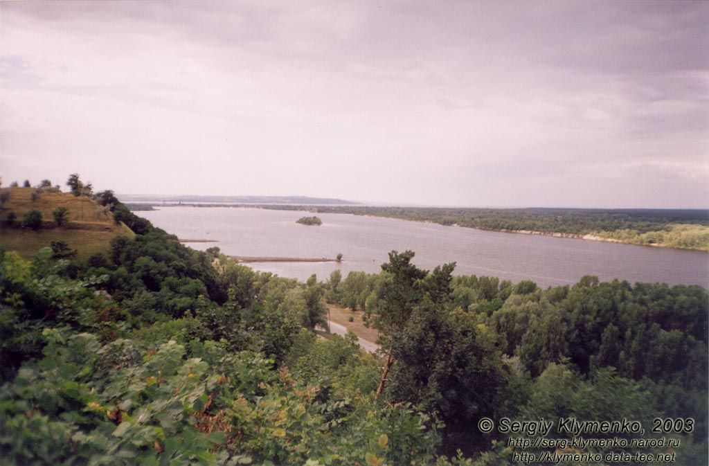 Вид на Дніпро з Тарасової Гори.