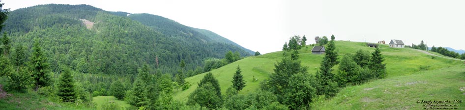 Закарпатская область. Вид с Синевирского перевала. Фото. Панорама ~150°.