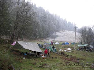 Фото Карпат, наш базовый лагерь в районе селения Топильче (48°04'54"N, 24°45'02"E).