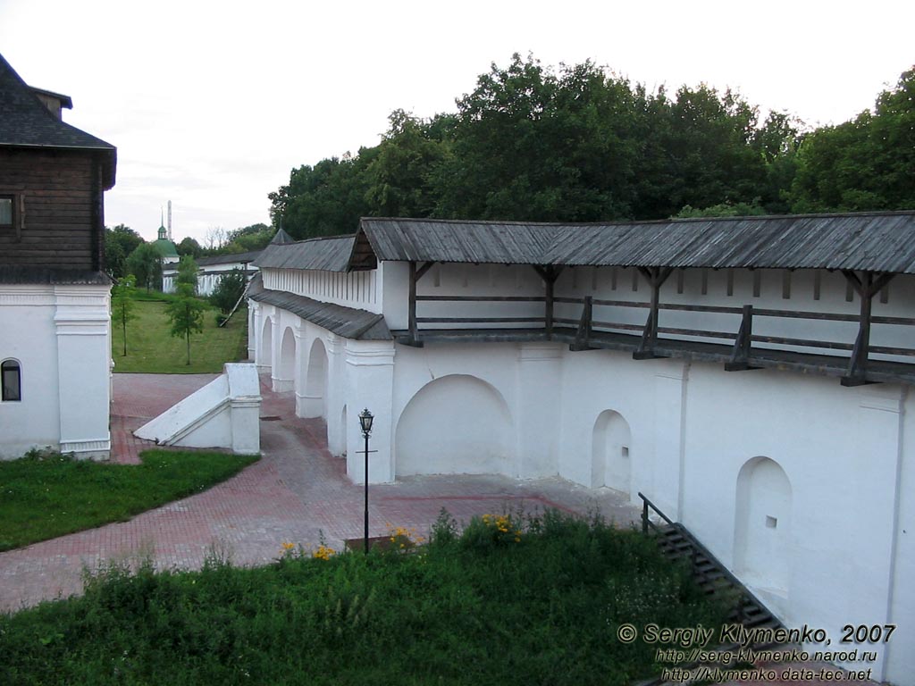 Новгород-Северский. Фото. Спасо-Преображенский монастырь. Виды со стен монастыря.