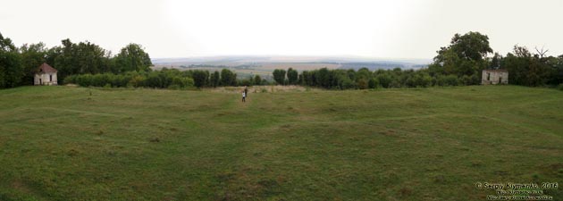 Львовская область. Подгорцы. Фото. Вид от Подгорецкого замка на север, в сторону парка. Панорама ~90°.