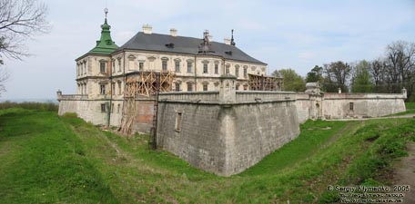 Львовская область. Подгорцы. Фото. Замок в Подгорцах, общий вид с юго-запада.