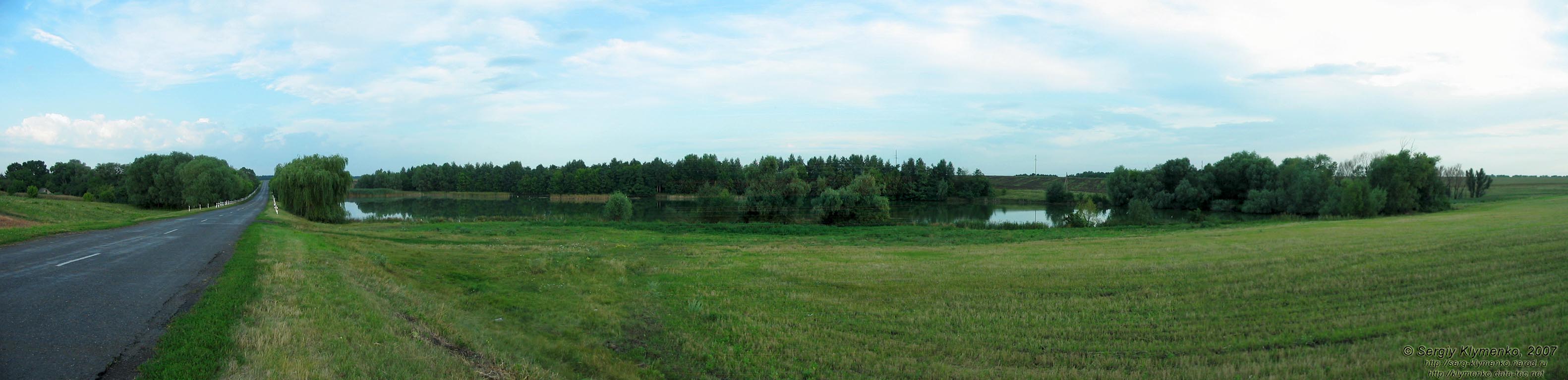 Полтавская область. По дороге от Миргорода до Полтавы. Фото. Пейзаж невдалеке от с. Михайлики.
