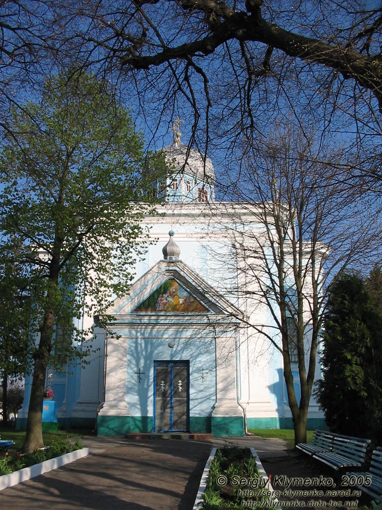 Дубно. Церковь возле дороги на Броди-Львов.
