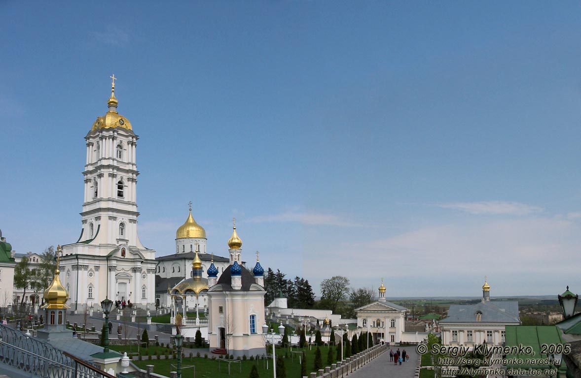 Почаевская Лавра. Панорама Лавры от Успенского собора.