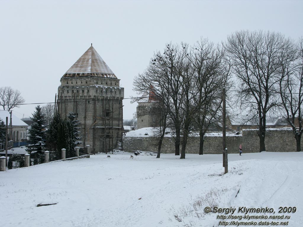 Тернопольская область. Скалат. Фото. Замок в Скалате. Южная башня.