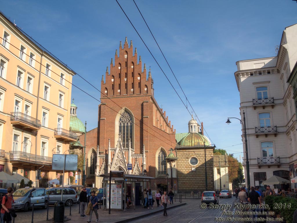 Фото Кракова. Старый Город. Площадь Доминиканская (Plac Dominikanski) и костёл Доминиканцев (Kosciol Dominikanow - Bazylika Swietej Trojcy).