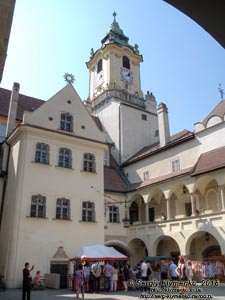 Фото Братиславы (Словакия). Старый город (Stare Mesto). Во внутреннем дворе Старой ратуши (Stara radnica).