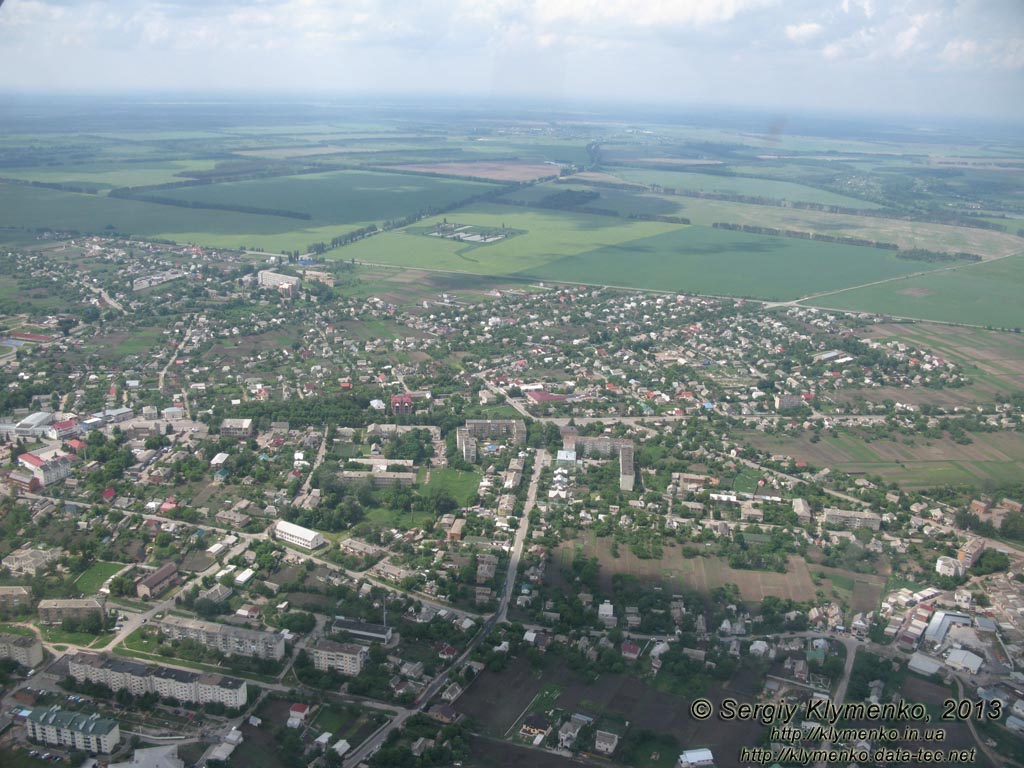 Фото с борта самолёта. В небе над пгт. Макаров (Киевская область).