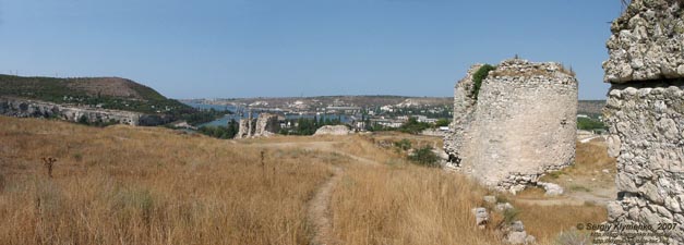 Крым. Инкерман, руины крепости Каламита (VI-XV века).