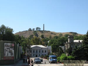 Крым, Керчь. Фото. Гора Митридат, вид с центральной площади города.
