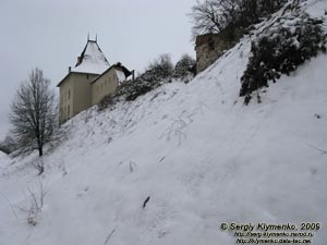 Галич. Фото. Восстановленные стены Галицкого замка (вид снаружи замка).