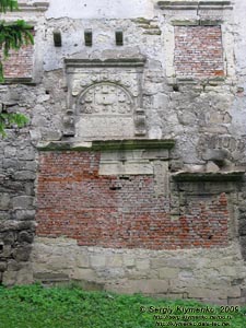 Тернопольщина. Бережаны. Фото. Замок, памятник архитектуры 1554 года. Ныне заложенные бывшие въездные ворота замка.