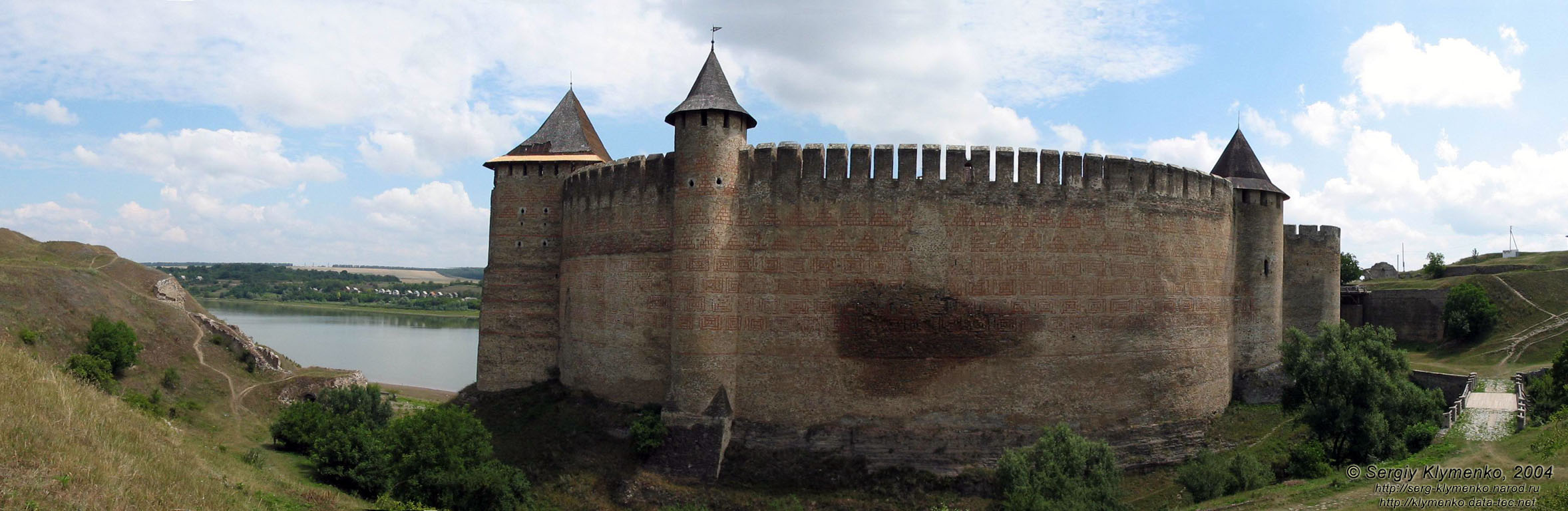 Подолье, Черновицкая область. Фото. Хотинская крепость, панорама цитадели с запада.