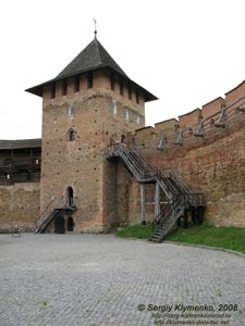 Луцк. Фото. В Верхнем замке. Владыча башня. Вид изнутри замка.