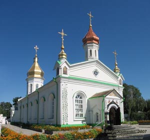 Полтава. Фото. Крестовоздвиженский монастырь, трапезная церковь (1886 год).